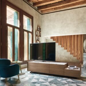 Cabaret Tv Wall Unit By Logo 4